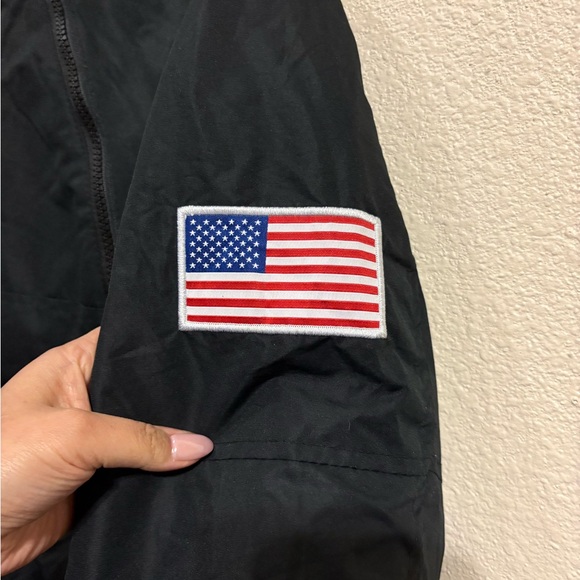 Members Only Black Windbreaker Jacket - Picture 4 of 8